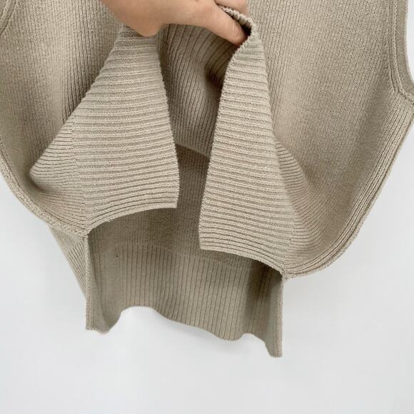 Free People Oversized Chunky Knit Sweater Vest Tank Sleeveless Small Women’s - Picture 8 of 8